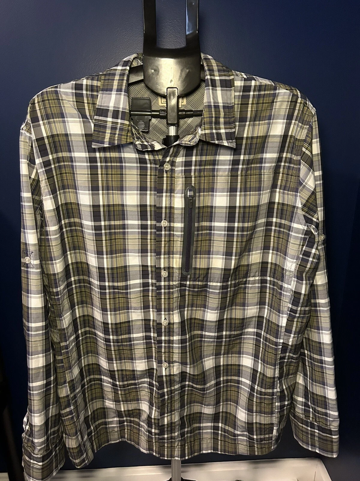 Men's LL Bean plaid vented/outdoorsman style shirt, size large.