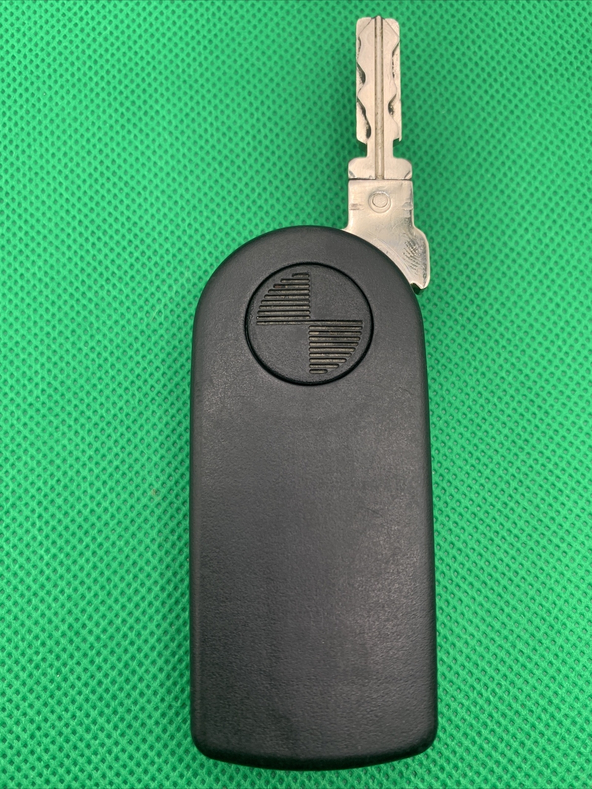 OEM BMW INFRA RED FLIP KEY NEW BATTERY 66101390263 Infrarot 
