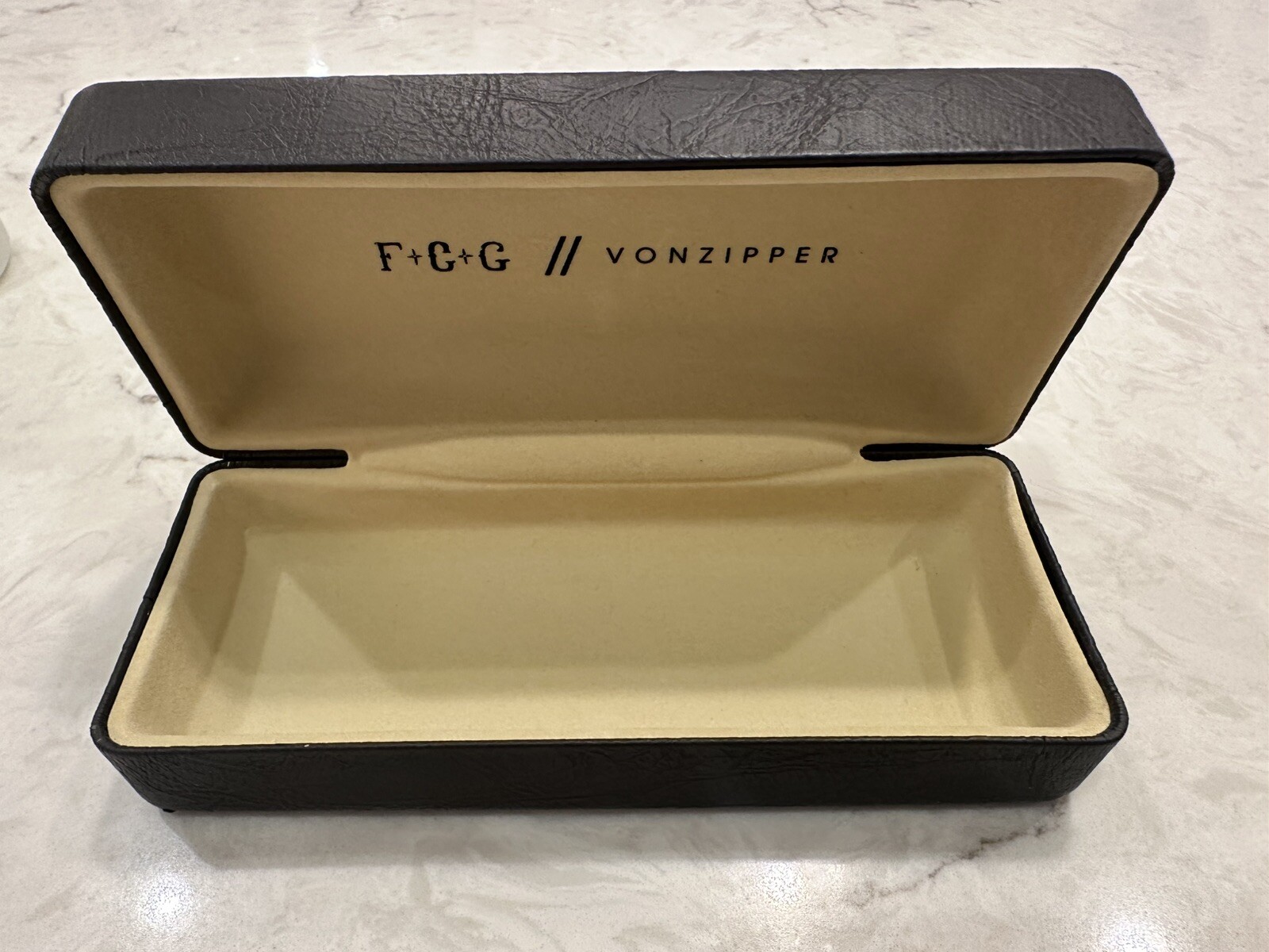 VonZipper Stray Sunglasses Black Satin / Grey Lens Wildlife Polarized Lens