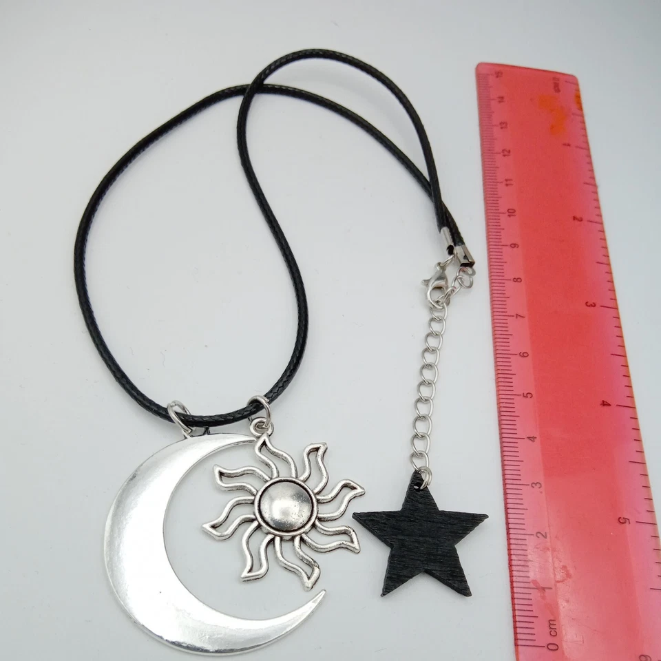 Collar Sol Luna y Estrella Tarot Gótico Plata Celestial en Cordón Negro 17" Foto 2 de 4