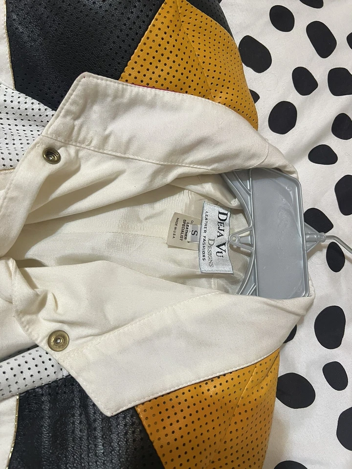Chaqueta a Presión De Colección Años 80 Deja Vu Designs COLORBLOCK Cuero Blanco Dorado S Foto 4 de 4