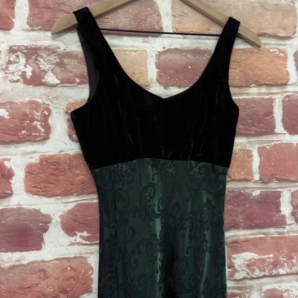 Vintage Rampage R Wear Dress Juniors 7 Black Green Velvet Brocade Maxi 90s Night - Image 3 of 4