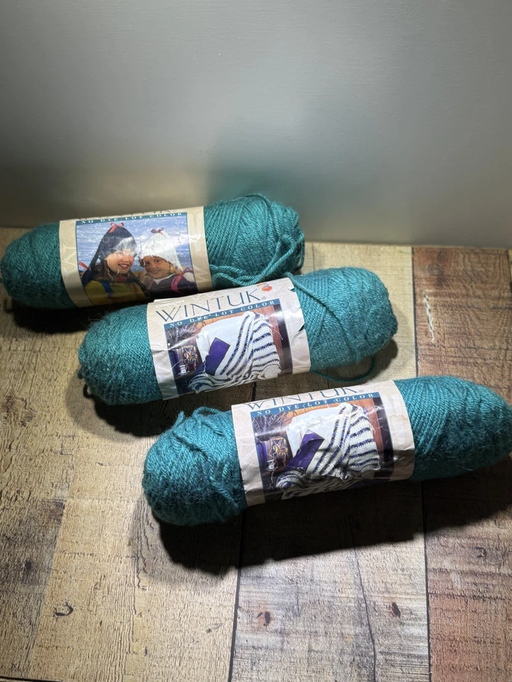 Hilo Wintuk Caron vintage, LOTE de 10 madejas (verde azulado, blanco, fresa) bonito Foto 2 de 4