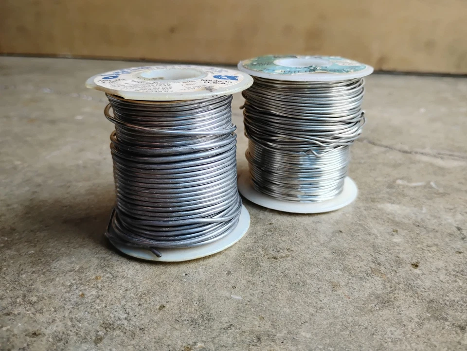 Lote de soldadura 1 lb. 8 oz. Marcas y tipos mixtos Foto 2 de 4