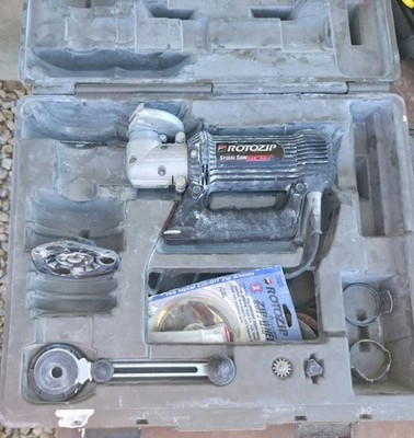 RotoZip SCS01 Spiral Saw Tool Corded With Hard Case Bits And Manual & More!