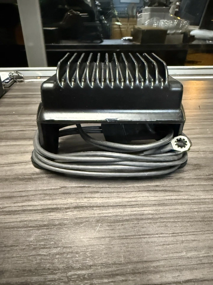 74594-01 Conjunto regulador de voltaje Harley-Davidson se adapta a 2001 Foto 2 de 4