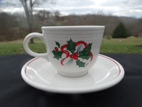 Post 86 Fiesta Ware Retired Holiday Fiesta Holly Ribbon Cup & Saucer Set NOS