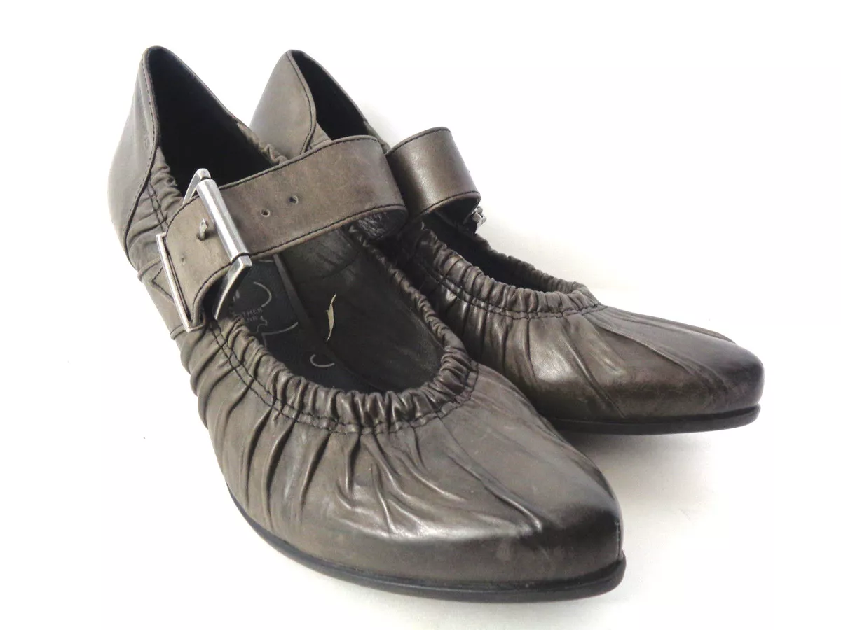 Tamaris mary jane best sale shoes