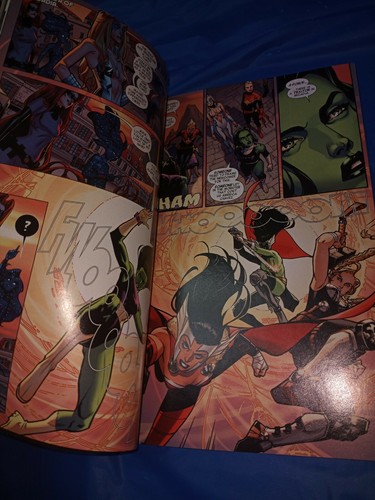 A-Force #1 Secret Wars trade TPB Regular Cover Singularity Marvel 2015 She Hulk - Picture 5 of 7