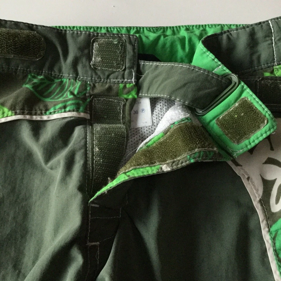 Bañador Lands End para niños talla 8 ajustado verde hibisco ajustable Forro de malla de cintura Foto 4 de 4