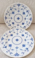 2 Myott Finlandia Blue & White Staffordshire Bread or Dessert Plates England 7"