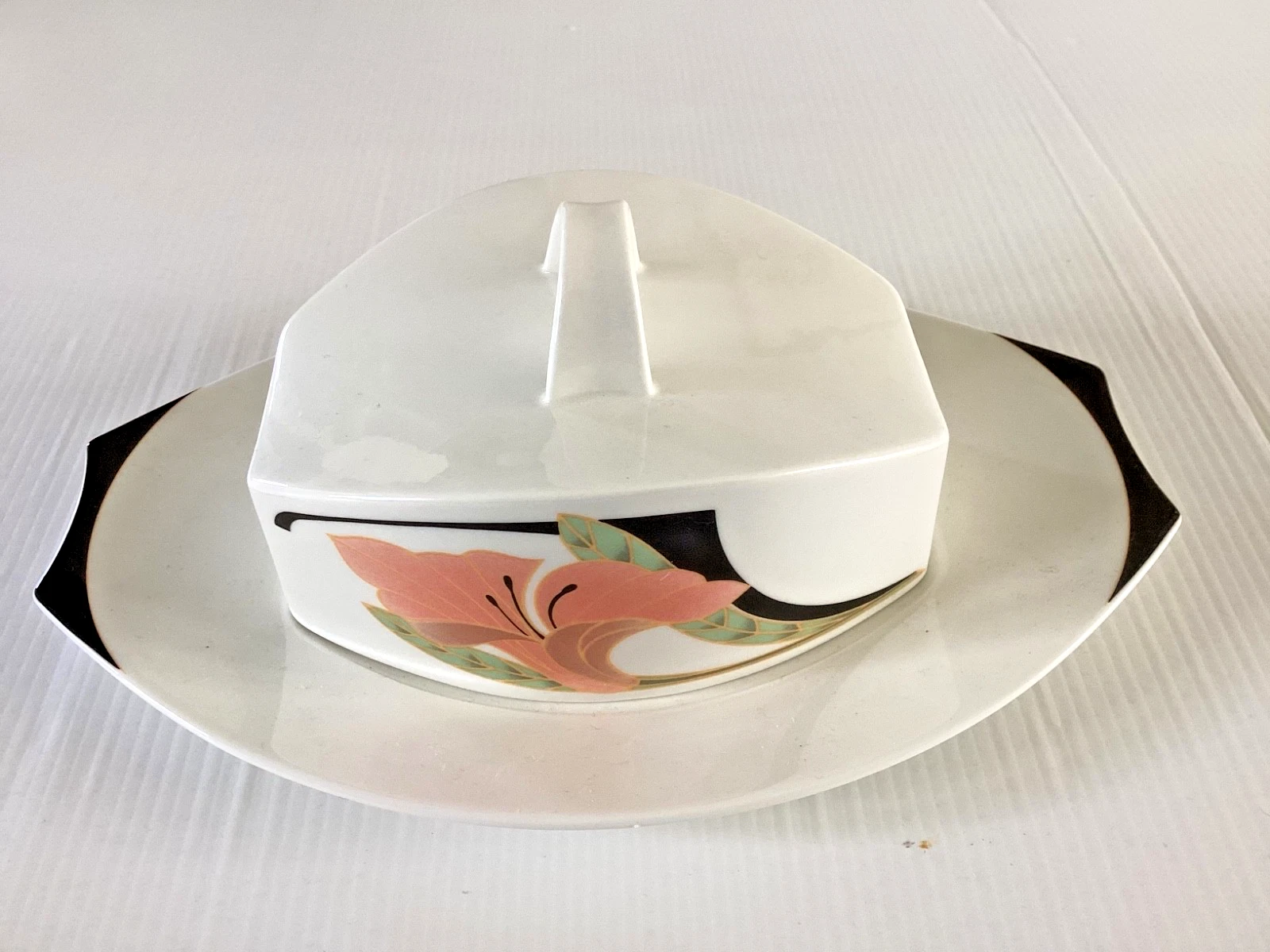 Villeroy & Boch IRIS Butter Dish Art Deco Style Black Pink Floral Porcelain HTF