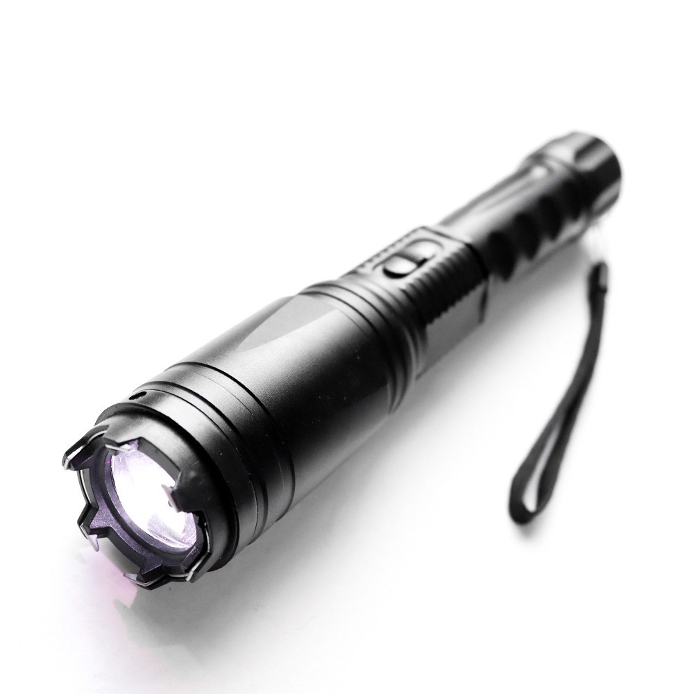 stun gun with LED flashlight, rechargeable, for self-defense