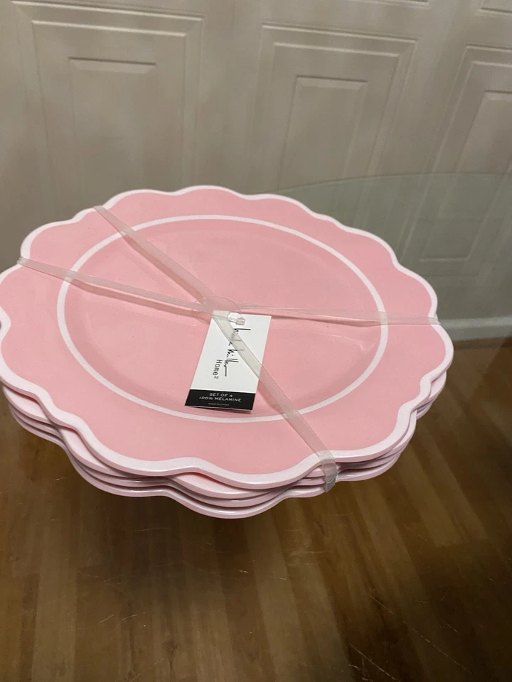 Nicole Miller Pink and White Melamine 11” Dinner PlateS Set of 4 NEW - Изображение 2 из 4