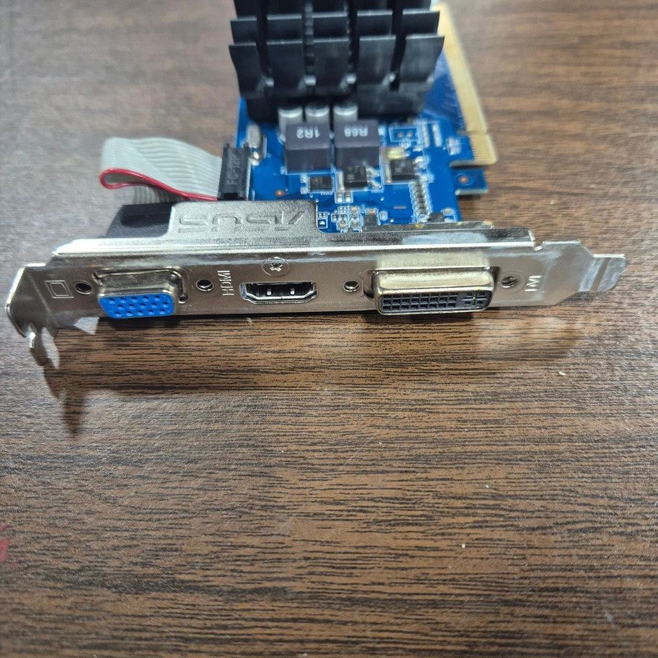 ASUS EN210 SILENT/DI/1GD3/V2(LP)1GB DDR3 PCIE 2.0VGA HDMI DVI-I GRAPCARD ULEB2-2 - Image 3 of 3