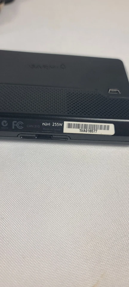 Garmin Nuvi 255W GPS Bundle 4.7" Bluetooth Portable USA/Canada MAPS - Image 4 of 4