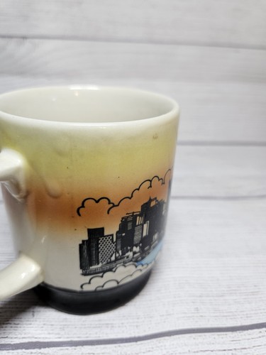 Taza de café City Skyline 1984 vintage de San Francisco, CA Mico - usada - Imagen 5 de 14