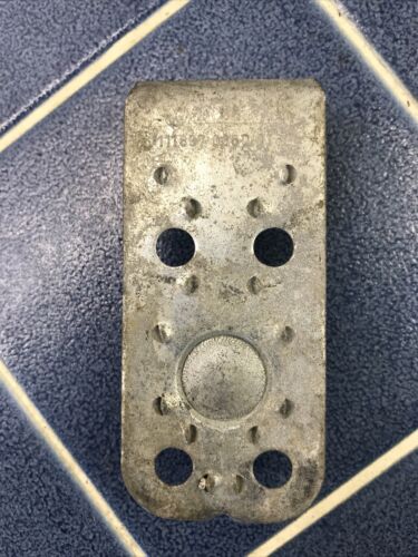 Vintage VW TYPE 3 BUG DOOR STRIKER PLATE Right Original German 1967-1973 Beetle - Picture 3 of 4