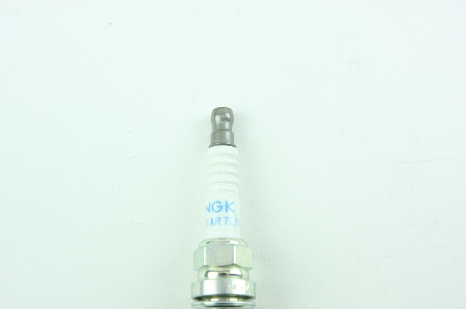 Set of 4 NGK 94124 Laser Iridium Spark Plugs ILKAR7L11 eBay