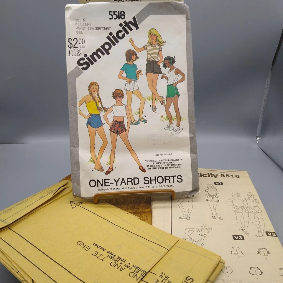 Vintage Sewing PATTERN Simplicity 5518, Girls 1982 Set of One-Yard Shorts, Child - Image 2 of 3