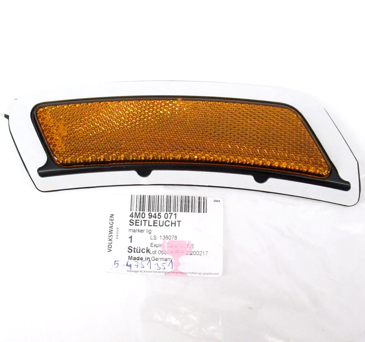 Genuine OEM VW Audi 4M0-945-071 Driver LH Side Front Marker Lamp 