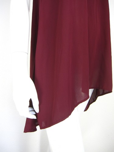 Blusa Top Sin Mangas Cuello Redondo Pisadas Pintadas Talla XS Roja Alta Baja - Imagen 4 de 15