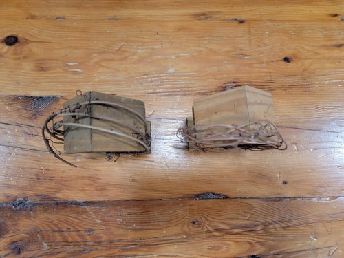 2 Decorative Wooden Birdhouses ~ Stand Alone, 9 Inches Tall - Picture 7 of 9