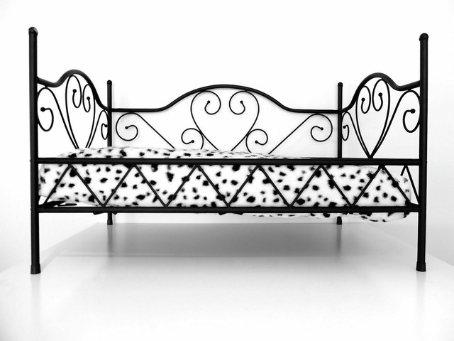 metal dog bed