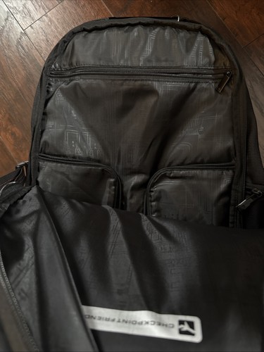 OGIO Prospect Tech Vault Airflow Laptop Backpack Charcoal Black Travel! - Picture 6 of 10