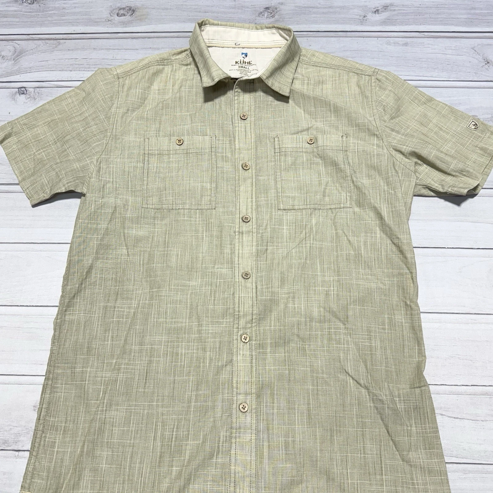 Kuhl Shirt Mens Small Karib Button Up Short Sleeve Hiking Lightweight Outdoor