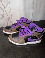 Size 1 (PS) - Jordan 1 Mid Dark Iris