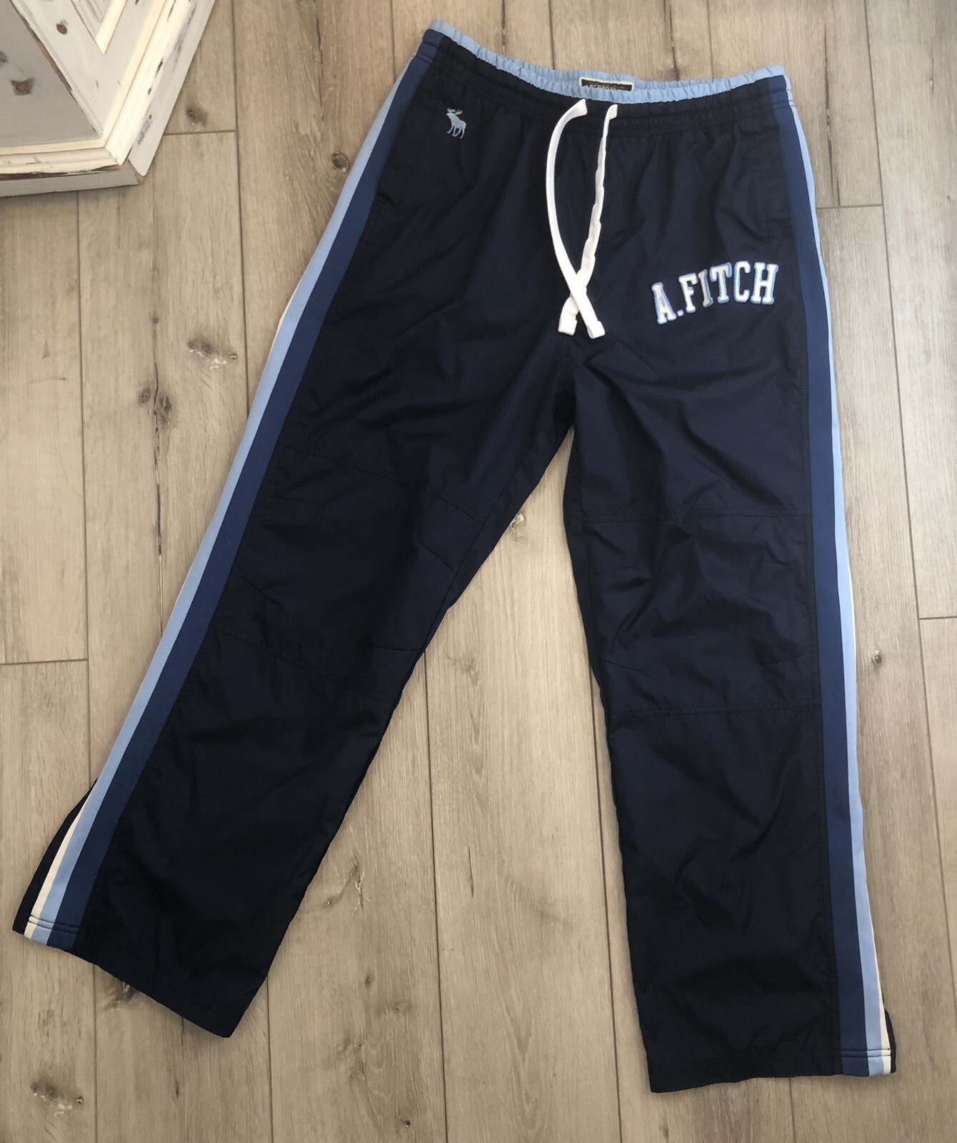 Picture 1 of 10