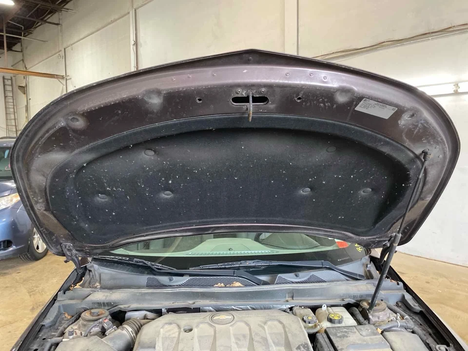 Used Hood fits: 2015 Chevrolet Impala  Grade A Foto 2 de 4