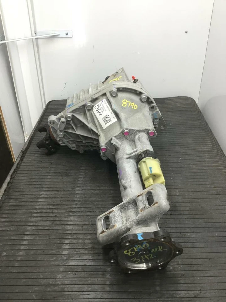 2014-2018 GMC Sierra 1500 Front Axle Differential Carrier Opt GU6 3.42 Ratio OEM - Image 4 of 4
