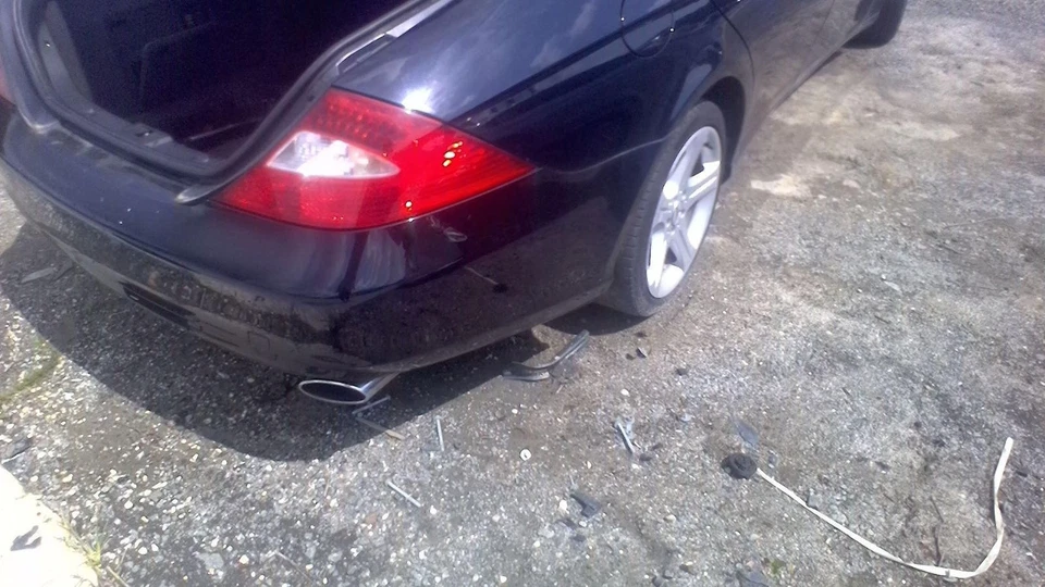 Cuerpo de acelerador de inyección de combustible usado se adapta a: Mercedes-Benz Mercedes clase CLS 16 2006 Foto 2 de 4