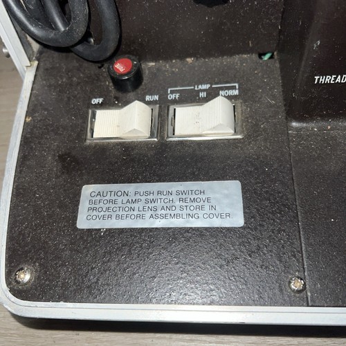 Vintage Antique Singer Graflex 16 Sixteen Projector 1015AR with Lens - Picture 8 of 19