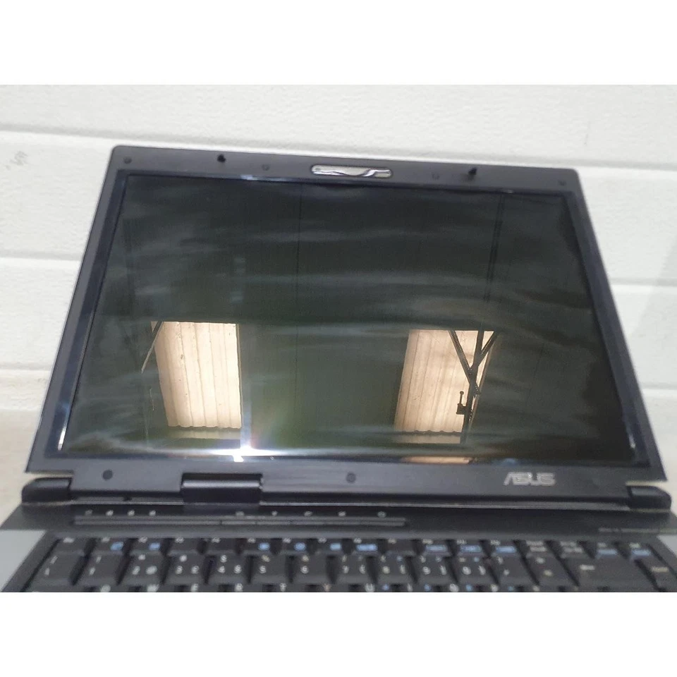 Asus X50R Windows Laptop Black 15.4" LCD Display Intel Pentium Dual-Core (Parts) - Image 2 of 4