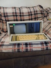 COMPAQ PORTABLE 8088 COMPUTER LAPTOP 1983  VI...