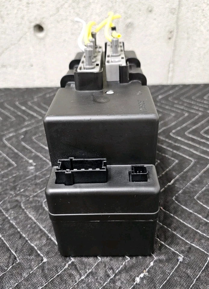 Bomba de vacío genuina Mercedes-Benz SL500 SL55 AMG R230 2003-12 Foto 4 de 4