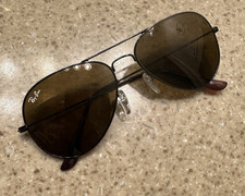 Ray-Ban Men  s Aviator Sunglasses Metal Black Frame Brown Tinted Glass Lenses