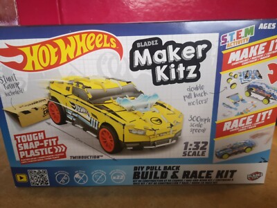 Hot Wheels Twinduction Bladez Maker Kitz 1:32 Maßstab Rennset gelb neu