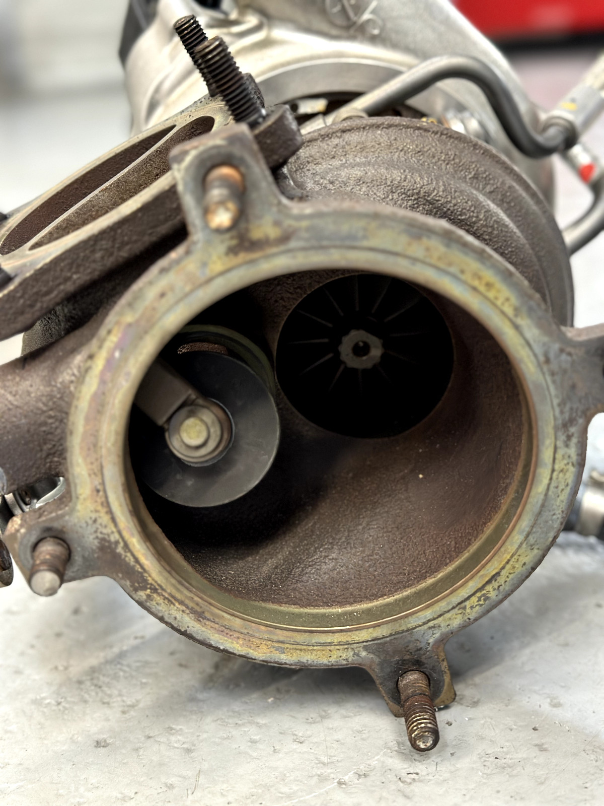McLaren 720 Turbochargers 14FA184CP  Left+Right SET OEM