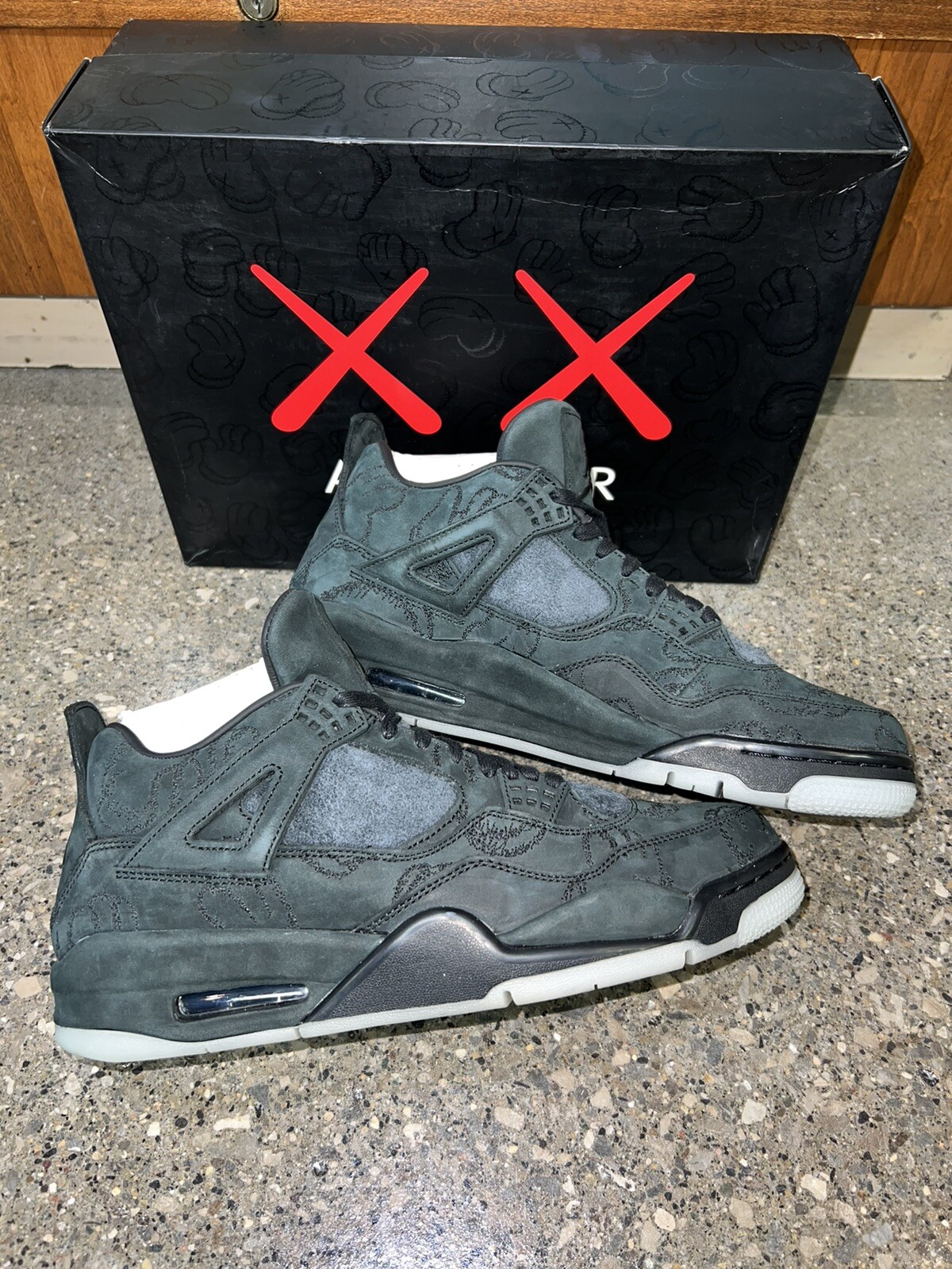 aj4 kaws