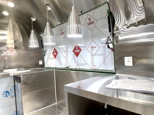 Mobile Kitchen Punk Style Icecrem Trailer Food Truck for Hot Dog Customizable - Picture 10 of 14