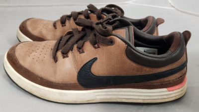 Nike Lunar Waverly Spikeless Golf Shoes Brown Black  Size 9.5 Leather Sneaker