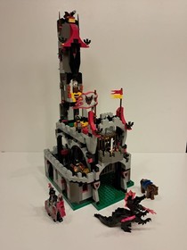 Lego 6097 Night Lord's Castle - 100% Complete with Instruction Box and Poster