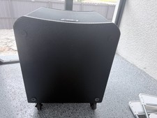 QSC KW181 1000W Powered 18 inch Subwoofer