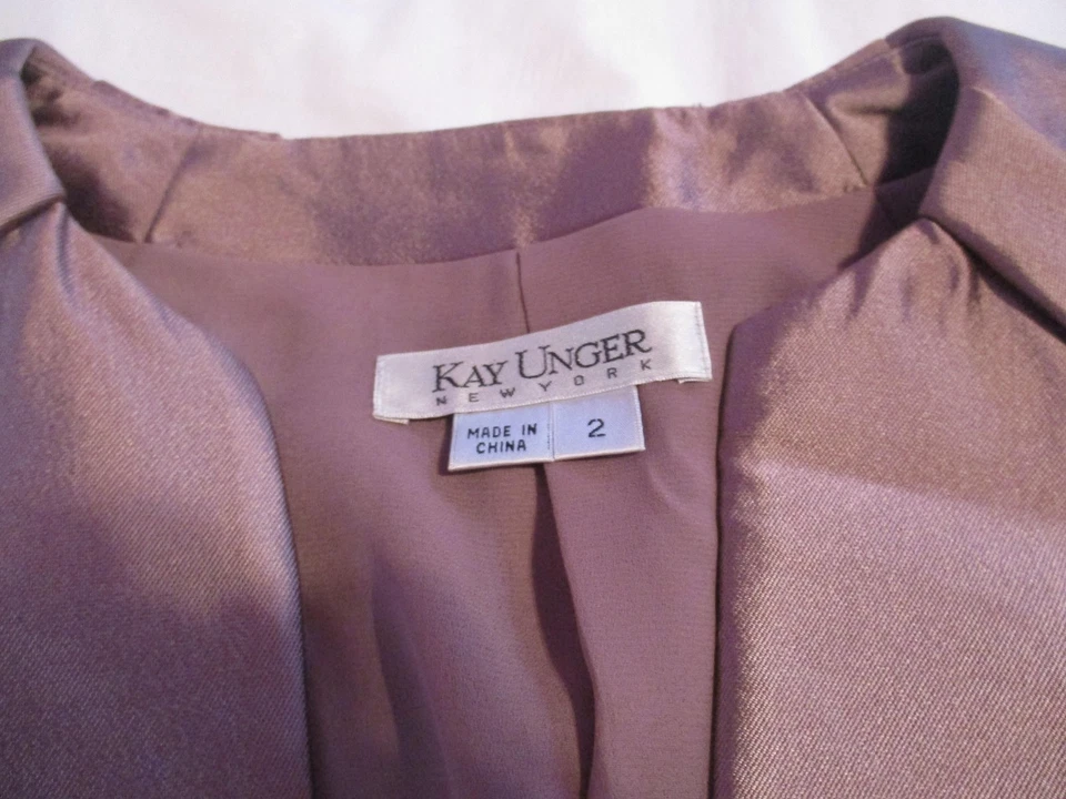 Chaqueta Kay Unger New York Mujer 2 Malva Satén Bolero Encogerse de hombros Frente Abierto Noche Foto 3 de 4