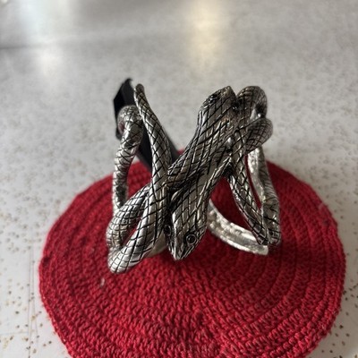 NEW Double Head Snake Coil Silver Tone Metal Cuff Wrap Hinge Bracelet Unsigned
