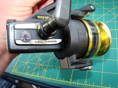 daiwa bg15 reel V8435 AR DAIWA BG15 LARGE SPINNING FISHING REEL